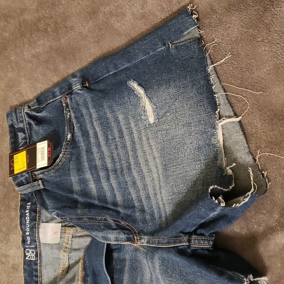 NoBo No Boundaries HiRise Destruction Midi Shorts 13 DkWash - Picture 4 of 6